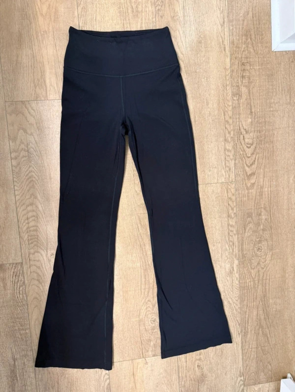 Lululemon Groove Super-High-Rise Flared Pants Size 6